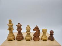 Classic chess men  Staunton 3 - Black or Brown